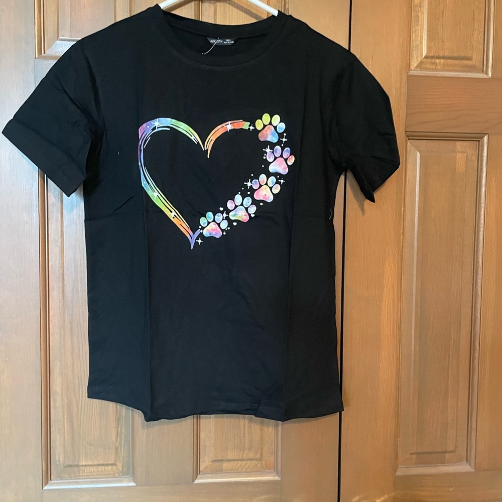 New black shirt with heart and colorful paws